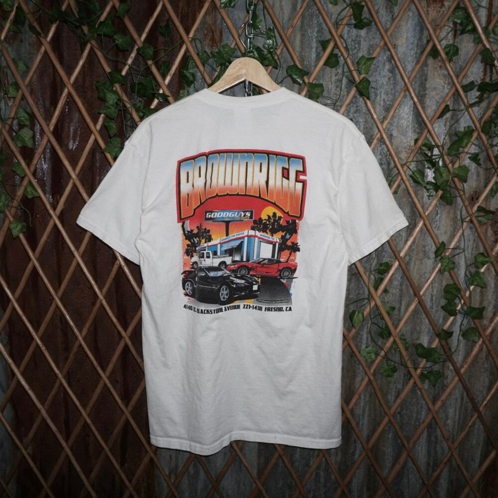 Medium - Vintage Y2K car brown rig tire inc 2000s t-shirt